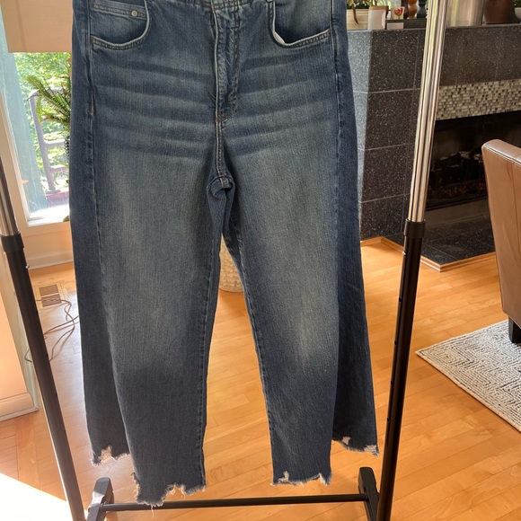 Pilcro Adi Regenerative Mid-Rise Frayed Relaxed Flare Jeans - Picture 13 of 13